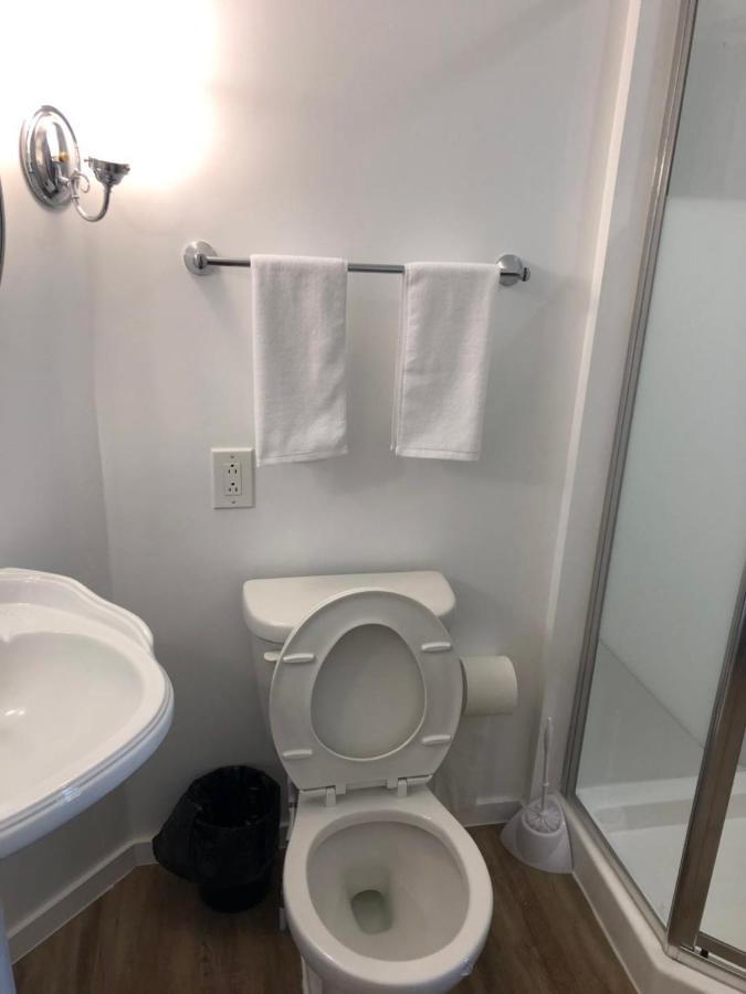 Jason House - Immaculate Suites In A Quiet Seaside Neighbourhood Near Uvic Victoria Bagian luar foto