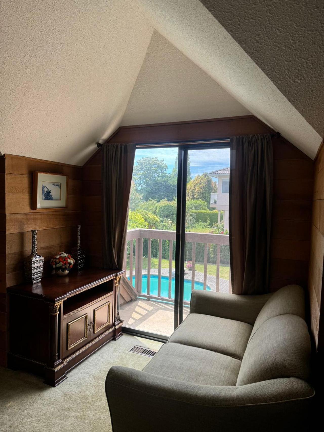 Jason House - Immaculate Suites In A Quiet Seaside Neighbourhood Near Uvic Victoria Bagian luar foto